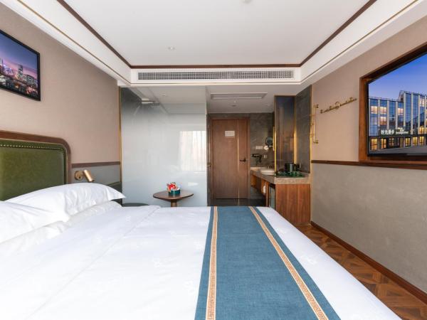 Time Traveller Boutique Hotel - Near Beijing CBD, CCTV, China Zun, SKP and Sanlitun, Tian'anmen Square, Forbidden City, Free daily necessities, Free night snack, Free laundry, English communication well, Free travel advice , Free gymnastic, : photo 7 de la chambre chambre double standard