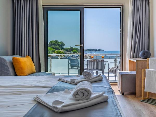 Hotel Koral : photo 3 de la chambre chambre triple