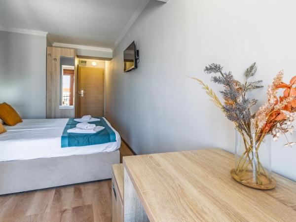 Hotel Koral : photo 8 de la chambre chambre quadruple