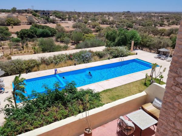 Dar Essaada : photo 6 de la chambre chambre double - vue sur piscine