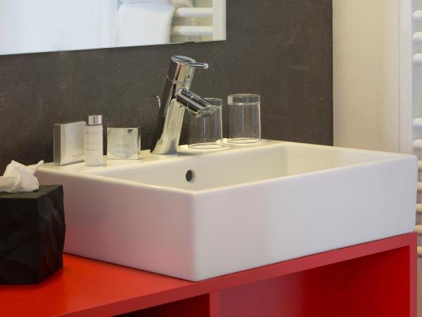 Hotel Litteraire Alexandre Vialatte, BW Signature Collection : photo 6 de la chambre chambre double supérieure avec vue