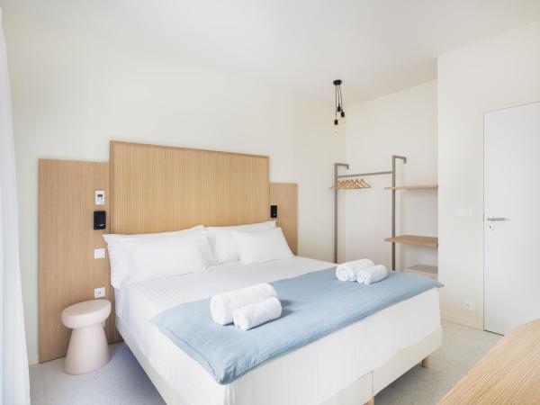 Hôtel La Suite : photo 1 de la chambre city side double room