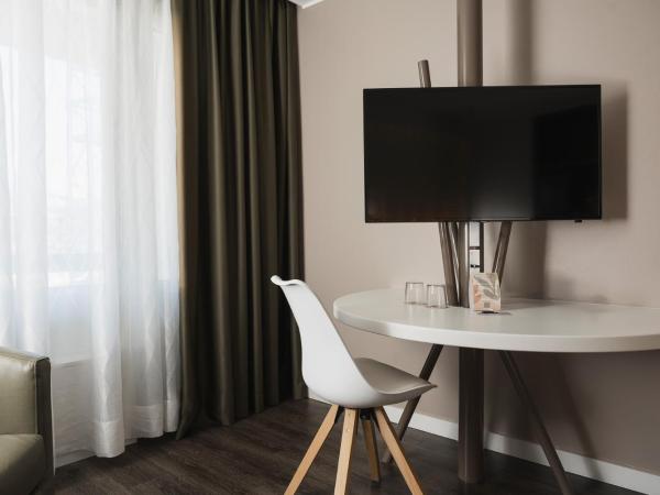 Hotel Admiral Lugano : photo 3 de la chambre chambre double avec balcon