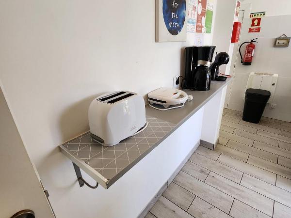 BLife Faro Beach Hostel : photo 1 de la chambre chambre double