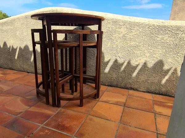 Villa M, Chambres d'Hôtes, Séjours Bien-être, Vue mer, Sauna, Piscine à Six-Fours : photo 8 de la chambre chambre lit queen-size - vue sur mer