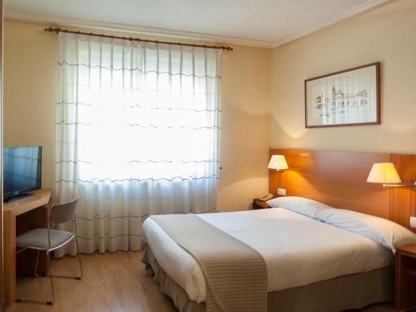 Hotel Mercado by gaiarooms : photo 1 de la chambre chambre triple standard