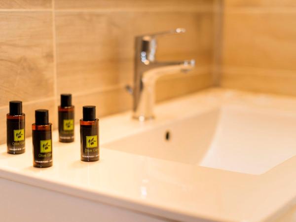 Lefka Hotel & Apartments : photo 5 de la chambre appartement 3 chambres