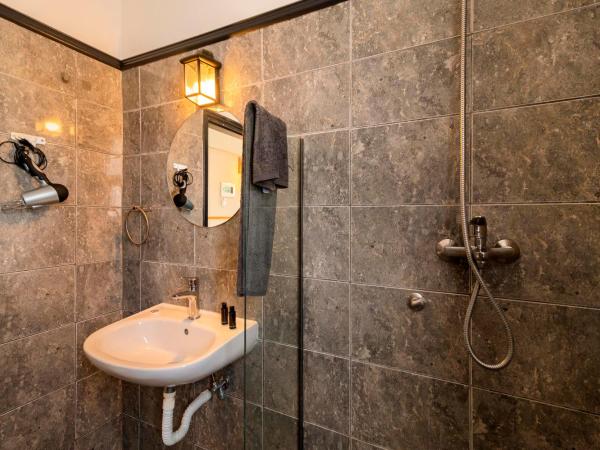 Lefka Hotel & Apartments : photo 6 de la chambre studio (2 adultes)