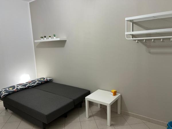 Bed2Go Botticelli : photo 2 de la chambre chambre familiale avec salle de bains commune