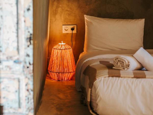 Hotel & Spa La Ferme El Dar : photo 2 de la chambre chambre triple - vue sur la piscine