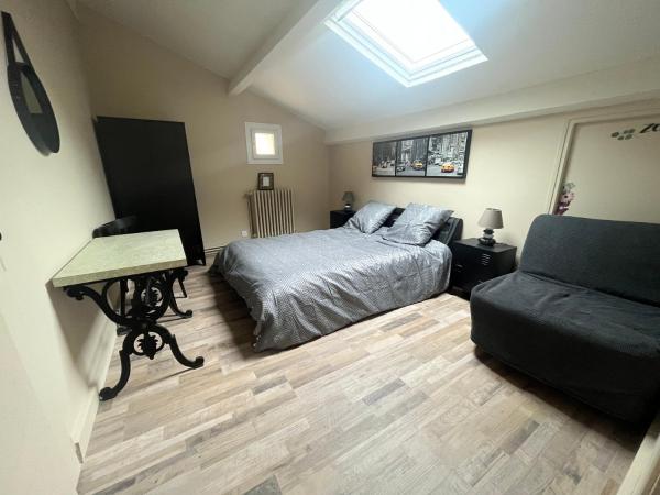 APPART HÔTEL Les Fleurs : photo 3 de la chambre appartement