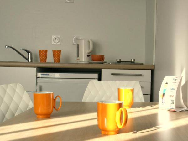 Hôtel de Perros, The Originals Boutique : photo 4 de la chambre chambre double avec kitchenette