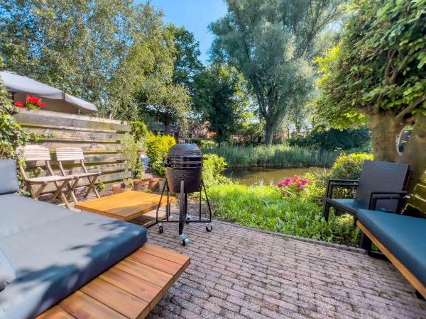 Private Art House next to the dunes, beach and forest : photo 1 de la chambre chambre quadruple deluxe