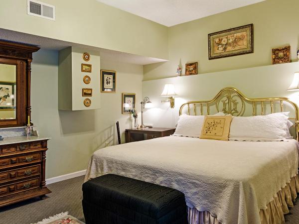 Rose Manor Bed & Breakfast : photo 1 de la chambre chambre lit king-size