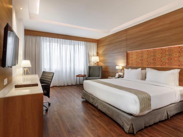 Hotel Ambassador by ACE Hotels : photo 2 de la chambre deluxe premium room - free airport drop, 10% off on our selected restaurants, early check-in and late check-out by 2 hrs