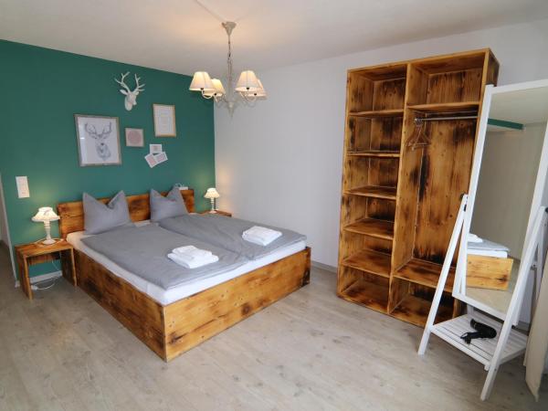 Kursaal Arosa - adults only : photo 1 de la chambre double room with private bathroom (101)