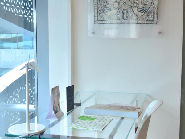 The Park Hyderabad, Banjara Hills near Hussain Sagar Lake : photo 6 de la chambre courtyard room with 15% discount on food and soft beverages & 10% discount on spa& laundry