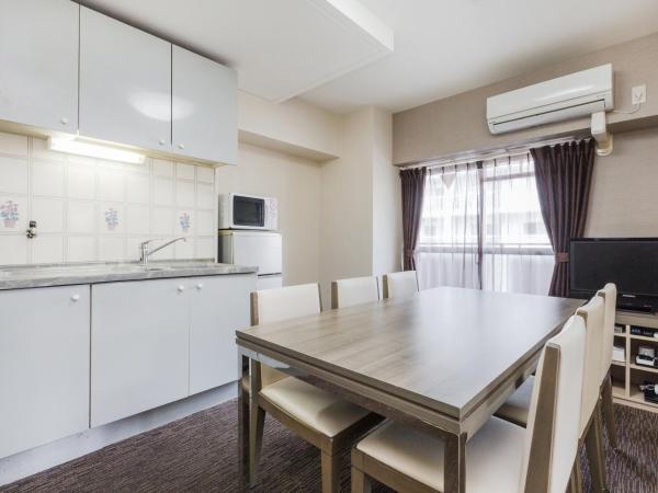 HOTEL MYSTAYS Otemae : photo 1 de la chambre family room with tatami area (7 adults) - non-smoking - house keeping is optional with additional cost