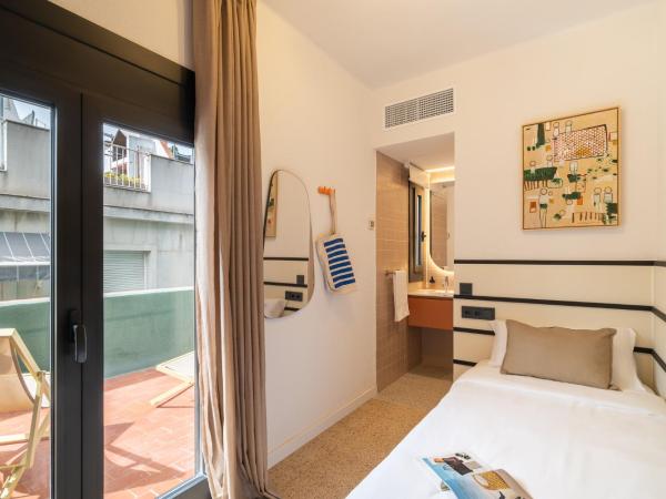 Hotel Robson : photo 1 de la chambre chambre simple avec terrasse