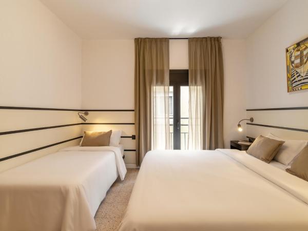 Hotel Robson : photo 3 de la chambre chambre triple supérieure