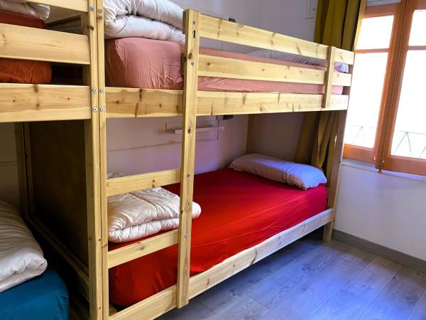 Alberg Els Andes : photo 2 de la chambre lit dans dortoir de 8 lits 