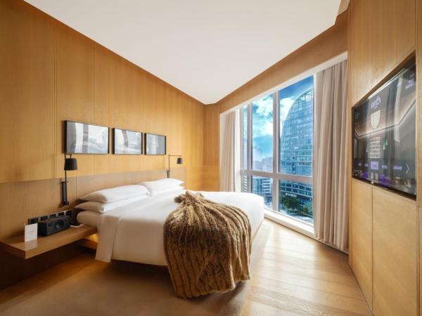 The Shanghai EDITION : photo 2 de la chambre chambre premium avec vue sur la ville