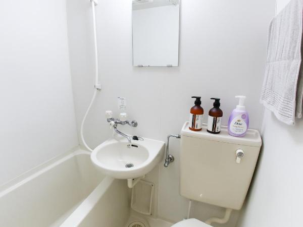 ハイクレストホテル : photo 2 de la chambre chambre double avec salle de bains privative