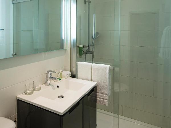 Best Western Le Comtadin : photo 5 de la chambre chambre lits jumeaux confort