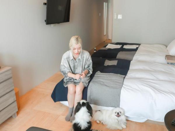 Osaka Hokko Marina HULL : photo 1 de la chambre chambre lits jumeaux standard avec vue sur jardin