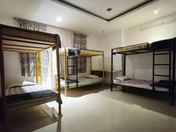 Shepherd Stories - Community stay for Social Entrepreneurs : photo 3 de la chambre lit dans dortoir mixte de 6 lits