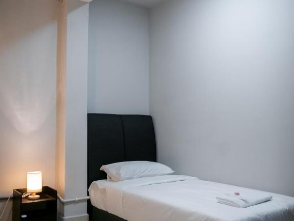 Aayu Muntri : photo 3 de la chambre chambre double standard avec salle de bains commune