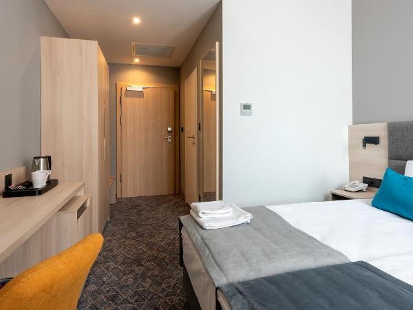 Korona Gold - Korona Hotel Wrocław : photo 6 de la chambre pokój rodzinny z dwoma sypialniami - 3 gwiazdki