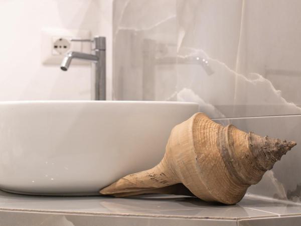 Hotel Biancamano : photo 5 de la chambre chambre double ou lits jumeaux supérieure - vue sur mer