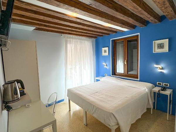 Hotel Adriatico : photo 1 de la chambre chambre double