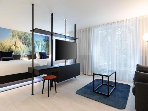 Residence Inn Ghent by Marriott : photo 4 de la chambre studio deluxe avec 2 lits doubles - vue sur cour