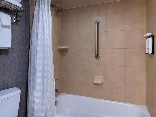 Hyatt Place Austin Arboretum Domain Area : photo 5 de la chambre chambre avec 2 lits doubles et canapé-lit