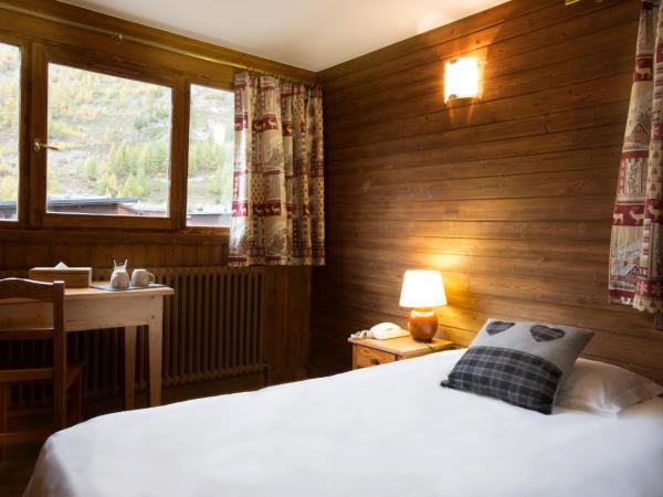 Les Crêtes Blanches : photo 6 de la chambre chambre double ou lits jumeaux standard