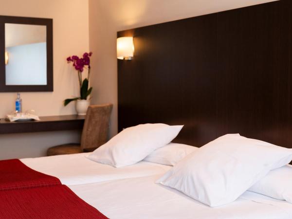 Hotel Santiago Apóstol : photo 3 de la chambre chambre double ou lits jumeaux