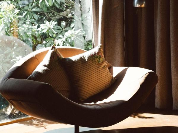 Chez Georges : photo 5 de la chambre chambre lit king-size avec balcon