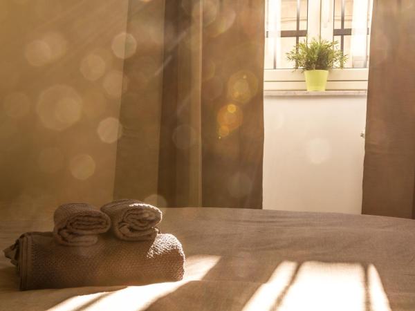 Romano Rooms : photo 8 de la chambre chambre double avec salle de bains privative