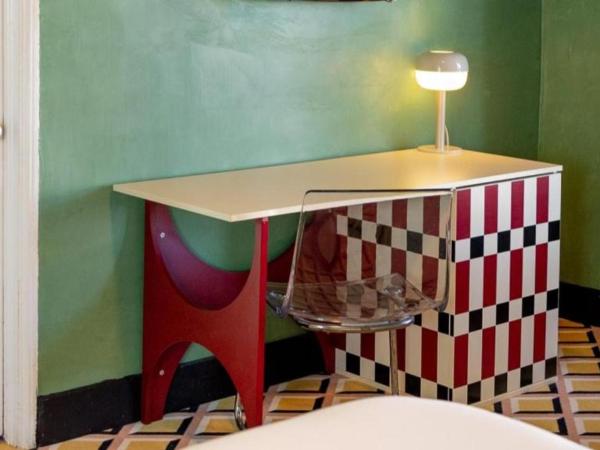 Crest Hotel Suites : photo 6 de la chambre chambre double