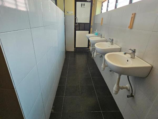 Little India Heritage Villa : photo 2 de la chambre chambre double avec salle de bains commune