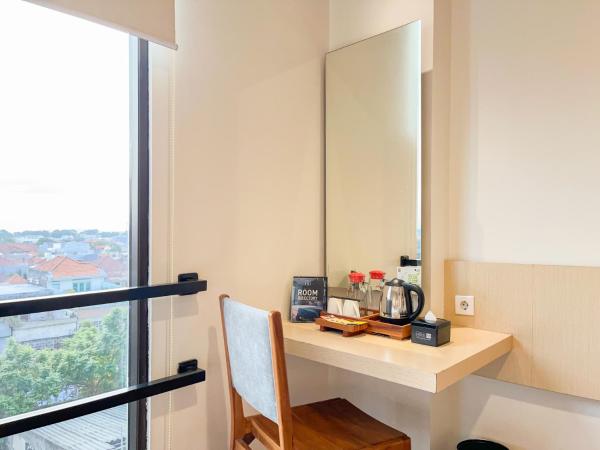 Hotel 88 Embong Malang Surabaya By WH : photo 4 de la chambre chambre lits jumeaux deluxe