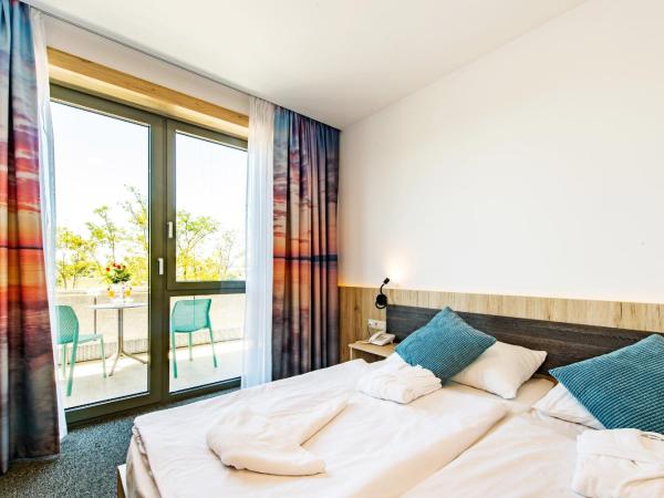 Akadémia Hotel : photo 9 de la chambre chambre double standard avec balcon 