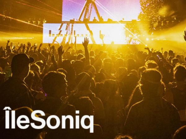 Liv MTL Plato : photo 10 de la chambre plato | luxurious 2br suite + rooftop bbq downtown montreal