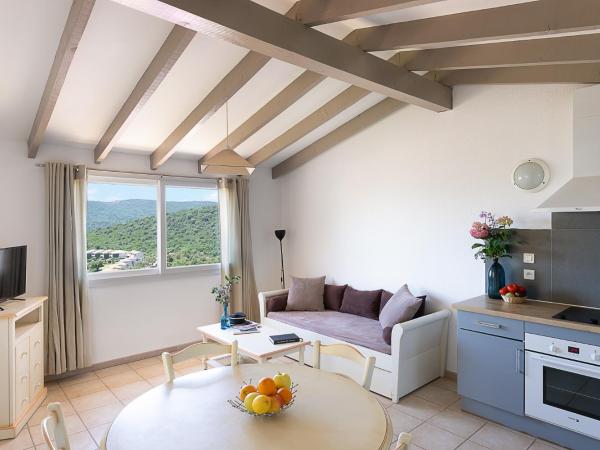 Résidence Marina Di Santa Giulia : photo 1 de la chambre appartement classique 1 chambre