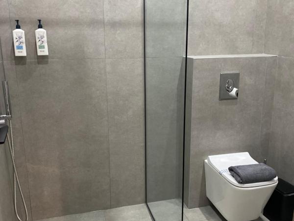 Thess Living Suites : photo 4 de la chambre chambre quadruple deluxe