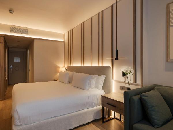 H10 Puerta de Alcalá : photo 4 de la chambre chambre supérieure familiale (3 adultes)