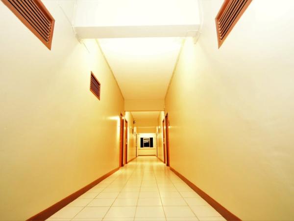 Best LD Hotel โรงแรมเบส แอลดี : photo 3 de la chambre chambre lit king-size