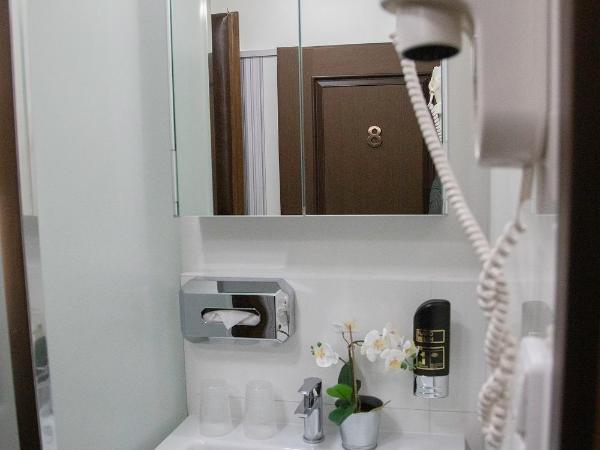 Old Prague House : photo 8 de la chambre chambre quadruple avec salle de bains